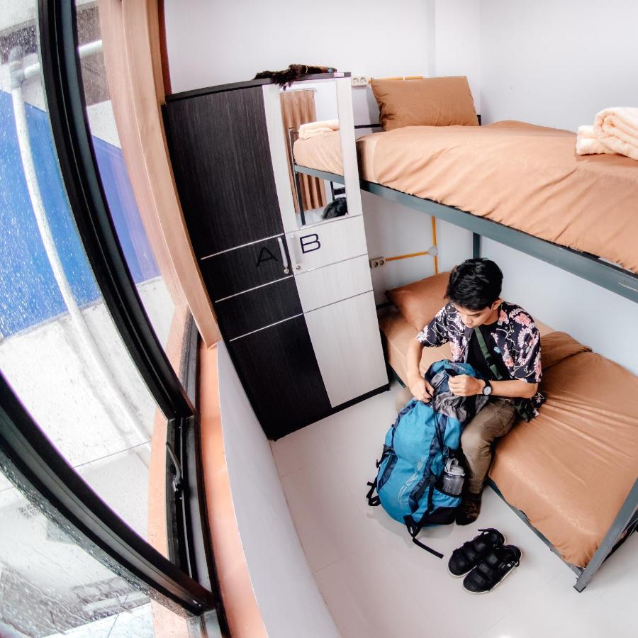 Aur Kuning Hostel Syariah Bukittinggi Luaran gambar