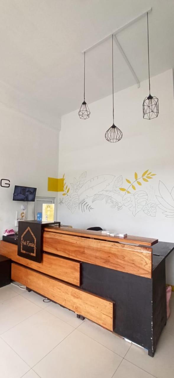Aur Kuning Hostel Syariah Bukittinggi Luaran gambar